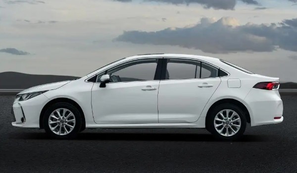 豐田卡羅拉混動多少錢 2022款卡羅拉混動售價(jià)11萬(落地13萬)