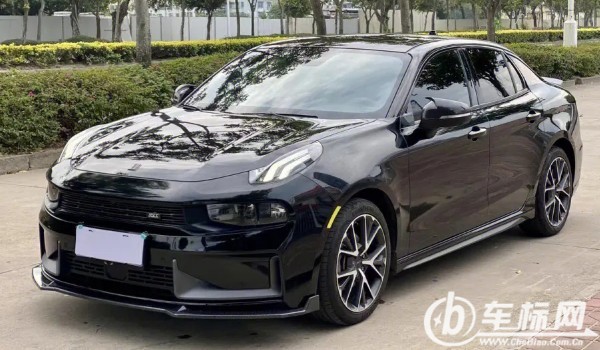 領(lǐng)克03分期首付多少錢 分期首付4萬(wàn)(36期月供2880元)