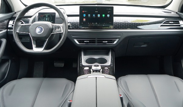 比亞迪秦plus多少錢一輛 2021款秦plus售價(jià)13萬(wàn)(落地價(jià)14萬(wàn))