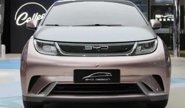 比亞迪海豚純電動(dòng)報(bào)價(jià)多少 海豚新車售價(jià)11萬(分期首付3萬)