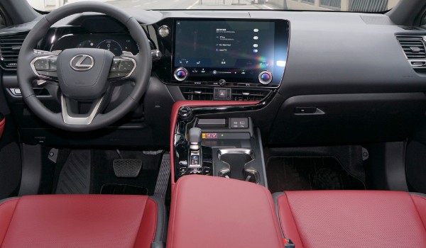 雷克薩斯nx油耗表現(xiàn)如何 百公里油耗8.7L(一公里消耗6毛錢(qián))