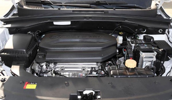 寶駿rs3質(zhì)量怎么樣值得購買嗎 百公里油耗7.1L(輸出馬力達(dá)147匹)