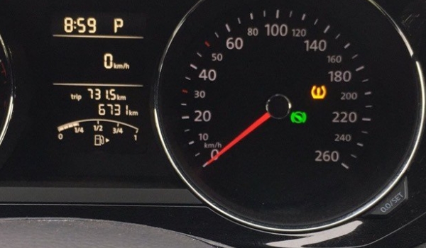 胎壓故障燈亮了還能繼續(xù)開(kāi)嗎 胎壓故障燈亮了不能繼續(xù)開(kāi)