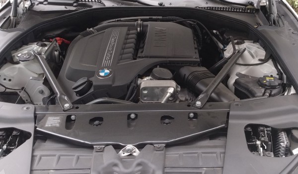 寶馬6系動力性能怎么樣 輸出馬力245匹(搭載2.0T發(fā)動機)