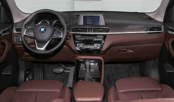 寶馬x1這款車怎么樣啊 油耗實測8.7L(馬力可達(dá)192匹)