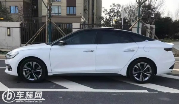 現(xiàn)代菲斯塔2023款圖片及價(jià)格 新車售價(jià)13萬(wàn)一輛(分期首付4萬(wàn))