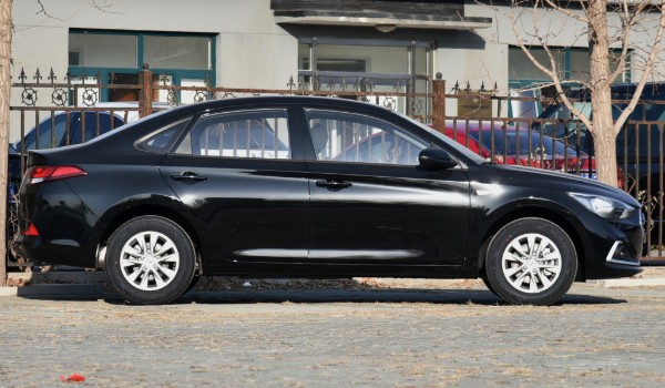 現代悅動油耗多少真實油耗 百公里油耗7.8L(油耗一公里6毛錢)