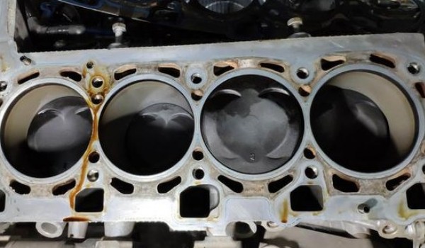 現(xiàn)代悅動力性能怎么樣 馬力可達(dá)123匹(搭載1.6L發(fā)動機(jī))