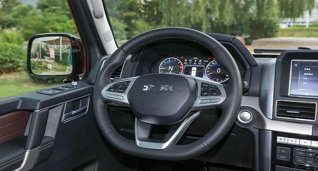越野吉普車報價，指導(dǎo)價29.8-39.8萬元