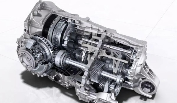 名圖變速箱油多久更換一次 4-6萬公里(不同型號(hào)油不能混用)