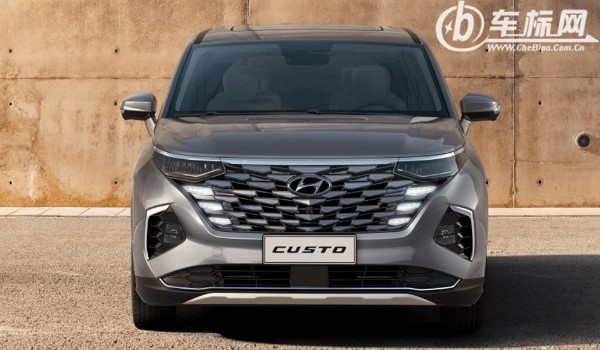 現(xiàn)代庫斯途幾個(gè)安全氣囊 六個(gè)安全氣囊(安全性較高)