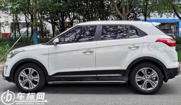 現(xiàn)代ix25分期付款首付款多少 分期首付2萬(36期月供1877元)