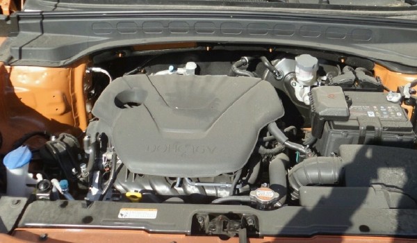 現(xiàn)代ix25發(fā)動機怎么樣 馬力可達115匹(搭載1.5L發(fā)動機)