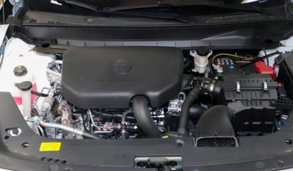 啟辰大v發(fā)動機是什么牌子的 三菱品牌(馬力可達190匹)