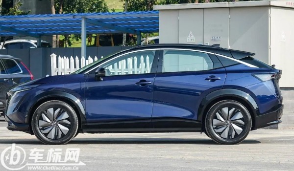 艾睿雅東風(fēng)日產(chǎn)價(jià)格 新車(chē)26萬(wàn)一輛(分期首付8萬(wàn))