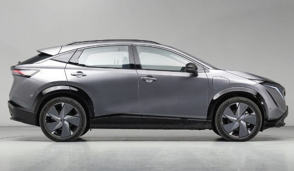 艾睿雅東風(fēng)日產(chǎn)價(jià)格 新車(chē)26萬(wàn)一輛(分期首付8萬(wàn))