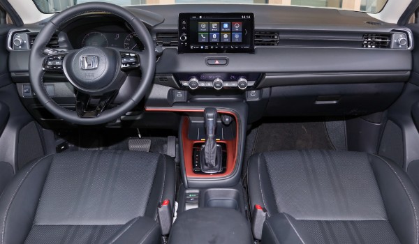 雪鐵龍c3xr和本田xrv哪個(gè)好 xrv車長(zhǎng)4.3米(配置功能豐富)