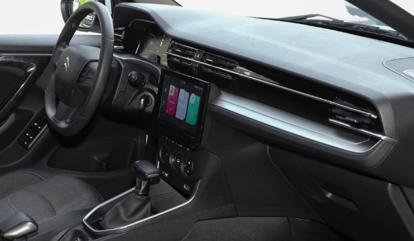 雪鐵龍c3xr這車怎么樣值得買嗎 油耗實(shí)測7.8L(馬力可達(dá)116匹)