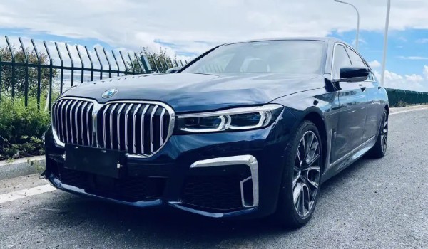 新車(chē)降價(jià)排行 奔馳c級(jí)優(yōu)惠排第一(可達(dá)11萬(wàn))