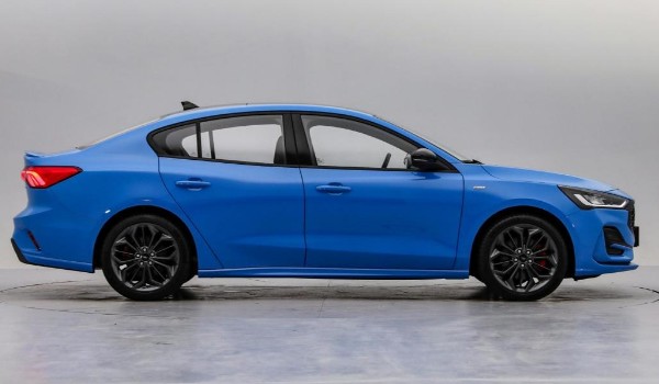 福克斯分期首付多少 分期首付3萬(36期月供2399元)