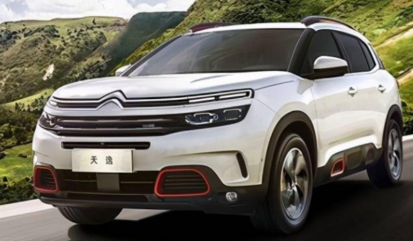 天逸c5和標致4008哪個好 4008配置豐富(天逸c5價格便宜)