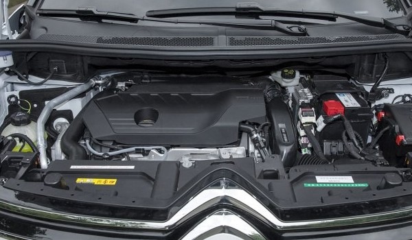 天逸c5是什么變速箱啊 8擋手自一體(使用壽命長(zhǎng))