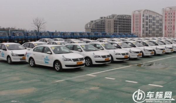 考駕照考試緊張?jiān)趺崔k 熟練掌握在報(bào)名考試（放輕松、不緊張）