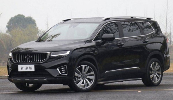 吉利豪越和長(zhǎng)安cs75plus哪個(gè)好 cs75plus動(dòng)力強(qiáng)(豪越車(chē)長(zhǎng)4.8米)