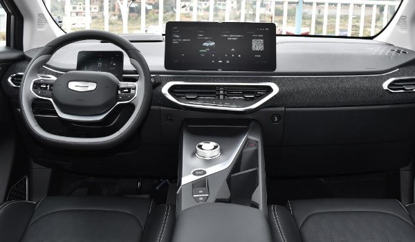 幾何c純電動(dòng)汽車價(jià)格 2022款新車13萬(分期首付3萬)