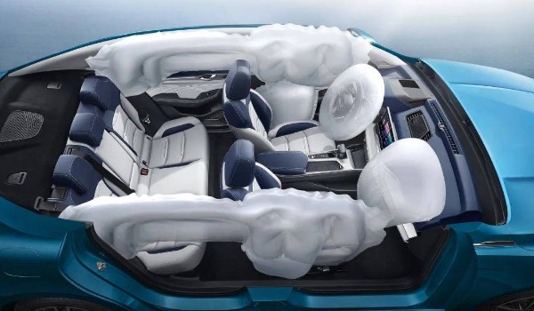 嘉際phev安全性怎么樣 主動安全配置齊全(搭載8個氣囊)