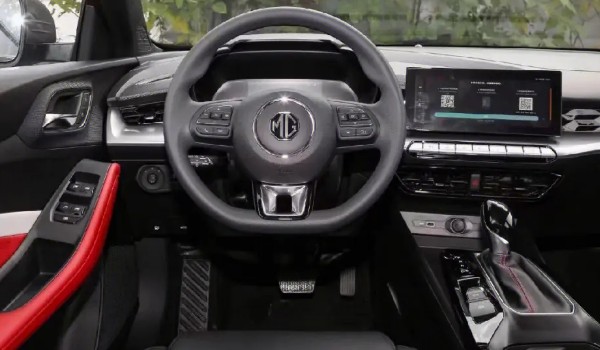 名爵5汽車報(bào)價(jià)及圖片2022 新車售價(jià)6萬(wàn)一輛(分期首付1萬(wàn))