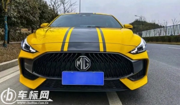 名爵5二手車價(jià)格及圖片 僅需要4萬(wàn)(表顯里程2.3萬(wàn)公里)