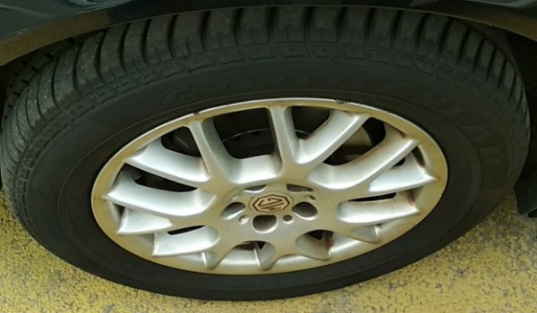 mg7輪胎型號(hào)規(guī)格多少 尺寸為245/40 r19(胎寬245mm)