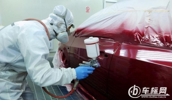 整車噴漆多少錢 需要5000元到15000元（不同品牌車輛噴漆價(jià)格不同）