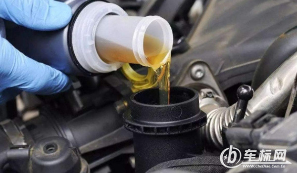換機油多少錢 500元到2000元之間（看汽車品牌）
