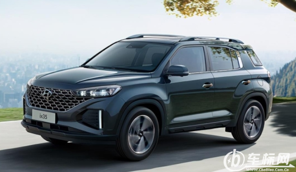 現(xiàn)代ix35怎么樣 加速效果好、車身配置豐富、中控設(shè)計不錯