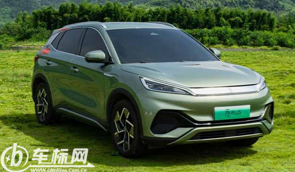 本田mnv和比亞迪元plus哪個(gè)好 元plus車長4.4米(配置功能豐富)