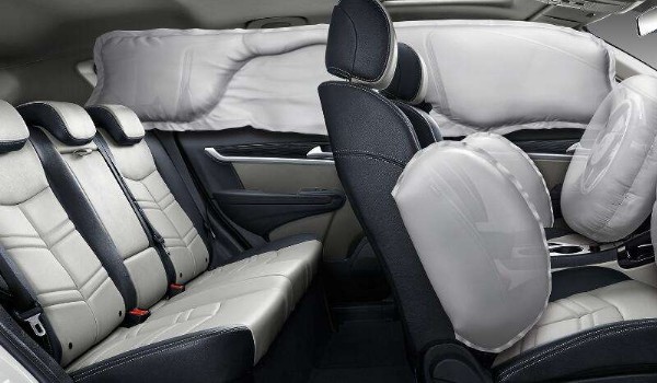 本田hrv安全性怎么樣 主動(dòng)安全配置齊全(搭載10個(gè)氣囊)