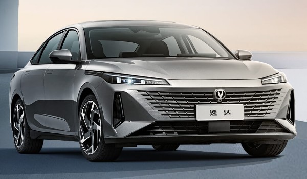 長(zhǎng)安逸達(dá)和速騰哪個(gè)好 逸達(dá)動(dòng)力更強(qiáng)(配置功能豐富)