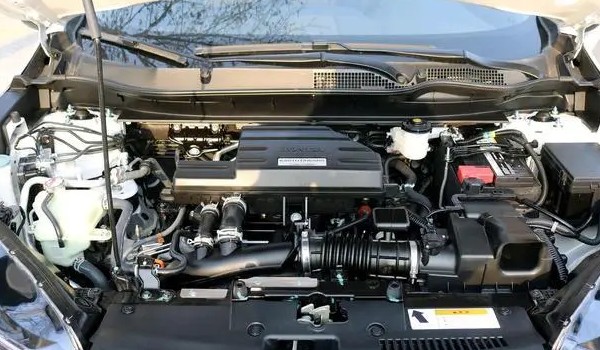 本田hrv和crv哪個(gè)比較好 crv車長4.7米(動(dòng)力強(qiáng)勁)