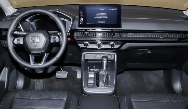 本田hrv和crv哪個(gè)比較好 crv車長4.7米(動(dòng)力強(qiáng)勁)