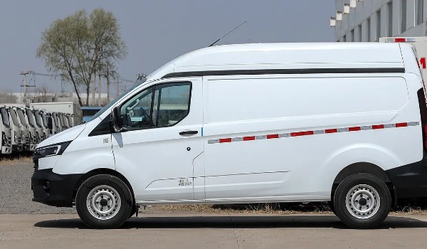 福特全順2023新款價格圖片 新車售價15萬(分期首付4萬)