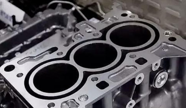 領(lǐng)裕動力性能如何 馬力可達(dá)224匹(動力十分強勁)