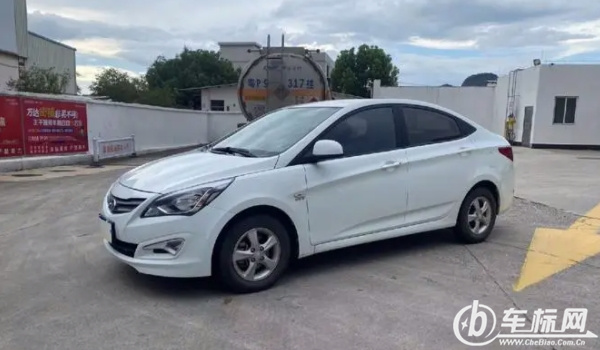 現(xiàn)代瑞納怎么樣 車身時尚、舒適性好、油耗較低