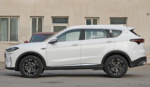 捷途x70plus一公里幾毛錢(qián) 消耗6毛錢(qián)(排量影響油耗)