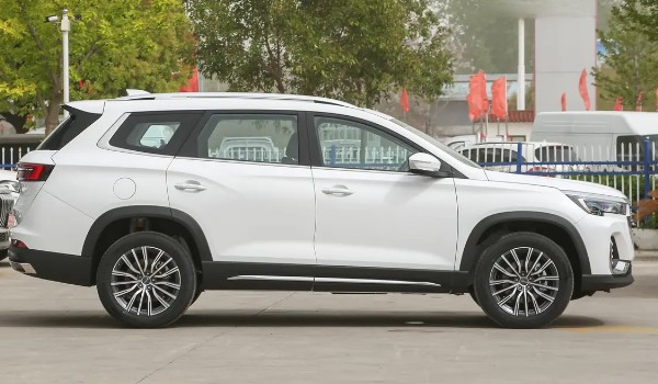 捷途x90plus2023多少錢 新車售價(jià)9萬(分期首付3萬)