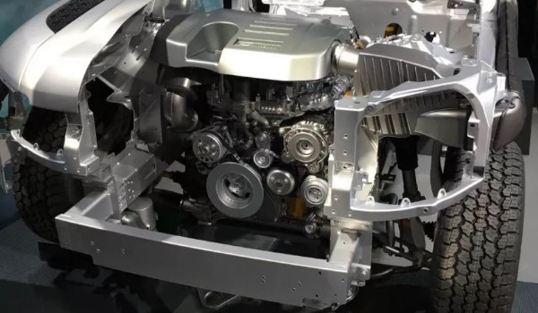 路虎衛(wèi)士變速箱油多久換一次 每4萬(wàn)公里(避免混用)