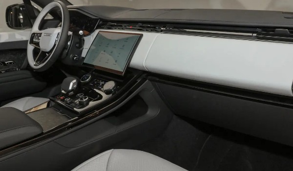 攬勝運動版一公里多少油錢 消耗1元錢(胎壓影響油耗)