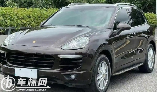 攬勝運(yùn)動(dòng)版和卡宴哪個(gè)好 卡宴動(dòng)力更強(qiáng)(攬勝運(yùn)動(dòng)版配置豐富)