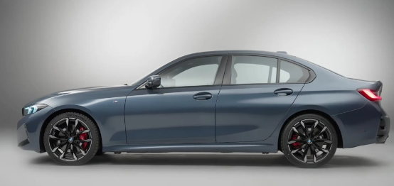 老5系同款前臉！25款寶馬3系亮相：有望9月國產(chǎn)